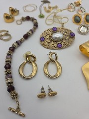 Vintage Gold Tone Costume Jewelry Lot Mixed Materials Wearable Hoops Enamel…