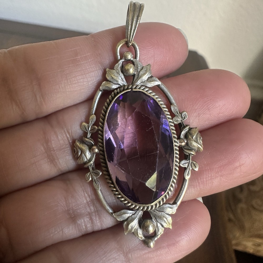 Antique Art Nouveau Pendant 2 Inch Roses Purple Faceted Mn Glass Glows Gold Fill