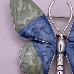 Butterfly Pin Brooch Silver Tone Green & Blue Enamel Jewelry No Brand B9C