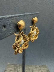 Vintage Braided Rope Clip On Earrings 1.5 In As Is Gold Pearl Twist Dangle Green
