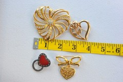 vtg to now HEART BROOCH Pins Rhinestone dangle charm 2 signed RDC Avon LL47