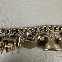 Vintage Charm Bracelet Windmill Well Cart Gold Tone Dutch Theme 7.5″
