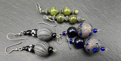LOT OF 14 PAIRS OF ASSORTED VINTAGE BEADED DANGLE EARRINGS B160