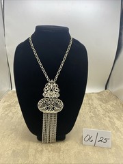 Vintage TRIFARI Goldtone Double Peacock Bird Tassels Pendant And Chain Necklace