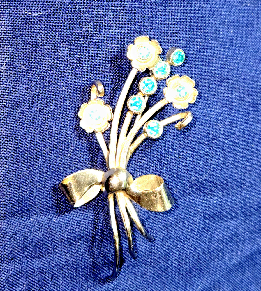 Sterling Silver Bond Boyd Brooch w/ Aqua Stones 2″ x 1″ ~~ 6 grams