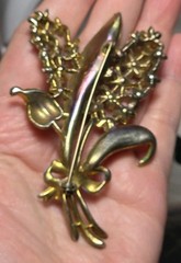 Deco Era Pot Metal Figural Lilac/ hyacinth Bouquet Brooch