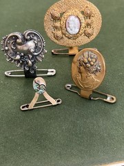 ANTQ VICTORIAN CHATELAINE SILVER PLATE MONEY PIN BODICE KEY HOLDER BELT SLIDE