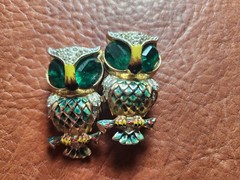 Vintage Coro Green Glass & Enamel Duette Owl Pin With Earrings