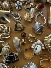 VTG Lot 79 SINGLE Clip-On Gold Tone Earrings Signed Escada Les Bernard Avon