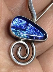 11. Designer 925 Sterling Dichroic Glass Amethyst stone Swirl end Pin 13.3g, 3″