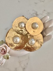 Vintage 1980’s Bold Gold And Faux Pearl Disk Clip Earrings Les Bernard Style