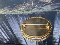 Vintage Italian Micro Mosaic Daisy Flower Floral Gold Tone Oval Pin Brooch