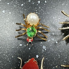 Vintage Spider Brooch Pin Red Pink Orange Blue Green Plastic Faux Pearl Set 12