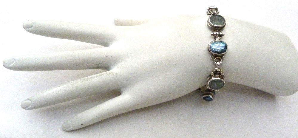 LARGE OVAL FACETED BLUE TOPAZ MELON CARVED QUARTZ STERLING SILVER BRACELET