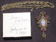 Vtg Sarah Coventry Victorian Contessa Glass Fire Opal Brooch Pendant Necklace