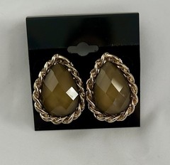 Vintage, gold-tone bib necklace olive-colored faceted teardrop stones, earrings