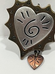 Vintage Triple Heart Dangle Charm Mixed Metals Tri-Tone Love Brooch Pin