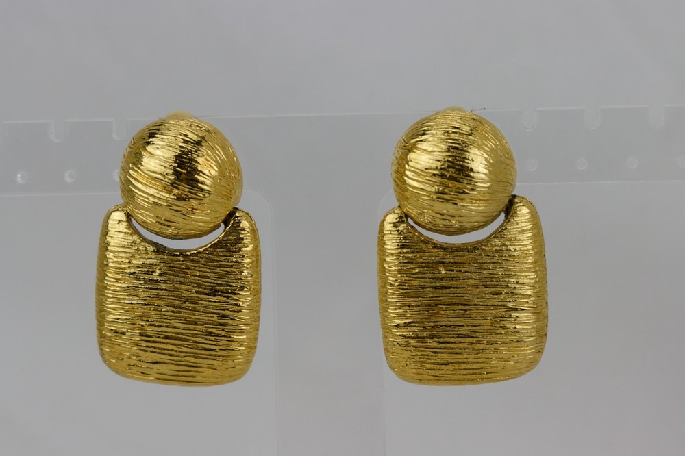 Vintage Clip-on Earrings, 80’s/90’s, Gold Tone, Hinged, 49gr