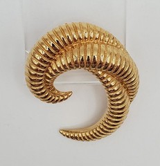 Monet Large Swirl Brooch 2.25in Gold Tone Ribbed Textured Spiral Estate Pin