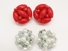 VTG Earrings Cluster Bead Clip On Some Japan Faux Pearl Lucite Plastic + D2542