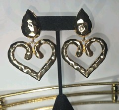 Vintage Les Bernard Hammered Gold Tone Heart Clip Earring and Necklace Set