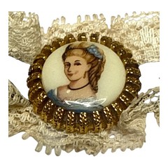 Vintage 1950s Victorian Revival Lace Ribbon Portrait Choker Necklace Unsigned