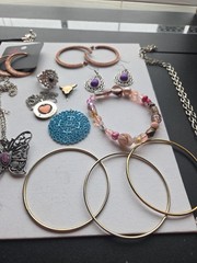 Vintage and Modern Lot Jewelry 17 Pieces Lot 14