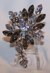 Vintage Grey Smoky Clear Rhinestones Flower Brooc -Estate Jewelry