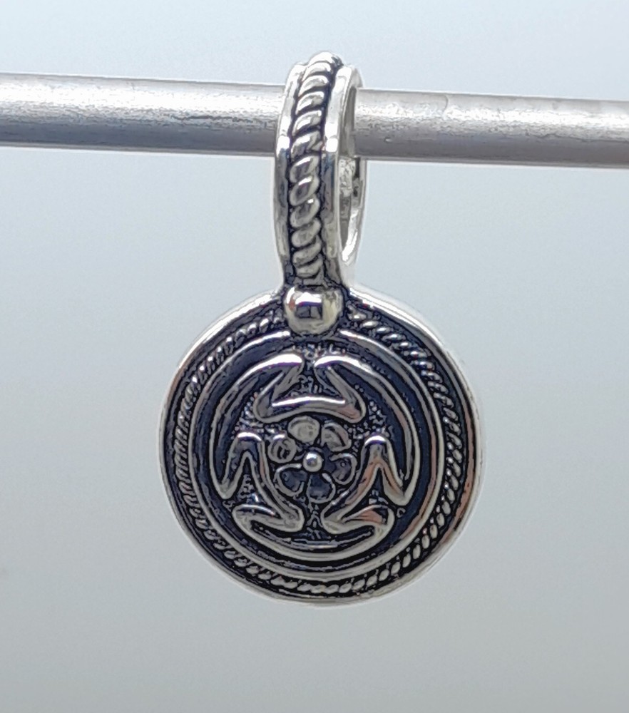Vintage unique design Two Tone round shape Pendant charm fashion jewelry #9