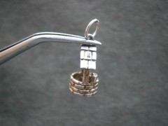 Wishing Well Pail on Wall Vintage Sterling Silver Bracelet Charm Pendant 1.6g