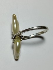 925 Sterling Silver Vintage Authentic Baroque Pearl Bypass Ring! Awesome! Size 8