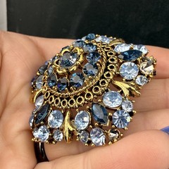 Vintage Lisner Brooch Clip On Earrings Set Gold Tone Blue READ