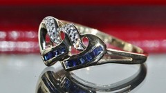 10k y/gold size 7 ring 0.18ct natural treated sapphire diamond heart 1.95g N2536