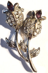 VINTAGE STUNNING MULTICOLOR CRYSTAL PRETTY FLOWERS PIN BROOCH