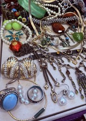 Vintage Estate Costume Jewelry Lot ! CINER , MONET and more!