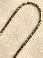 VINTAGE – Gray/White CATS EYE PENDANT – 17.5 in NECKLACE SILVER TONE CHAIN