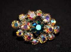 Small Vintage Bronze Soviet Brooch with stones pin Made in ussr 35*25 mm