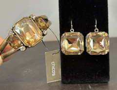 Chicos Chunky Laurel Hinged Bracelet Champagne Crystals +BONUS Similar Earrings