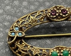 Vintage 1928 Brand Gold Tone Filigree Oval Brooch Etruscan – Victorian Style
