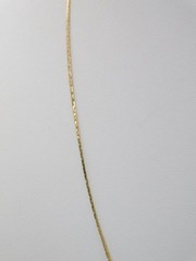 J582-VINTAGE NECKLACE~GOLD TONE CHAIN~CLASSIC~FINE~21.5″