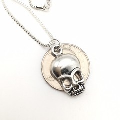 Silver Tone Costume Skull Charm Pendant Box Chain Necklace 18” #19