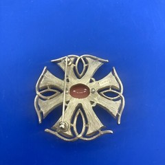 Vtg Crown Trifari Lucite Coral White Enamel Gold Maltese Cross Brooch Pin RARE