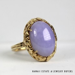 Ming’s Hawaii Lavender Jade Cabochon 14K Yellow Gold Ring Size 9