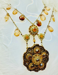 VTG! “Liz Clayborne’s Amber Crystals & Beads Victorian Style Necklace + Earrings