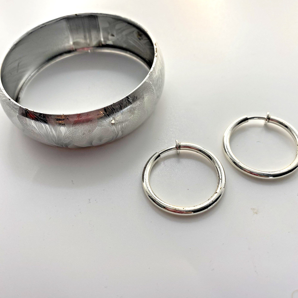 3pc VTG Brushed Silver Bangle 8” Silver Tone Push Clip On Hoop Earrings