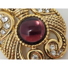 Jeff Lieb Purple Cabochon Gold Tone Brooch Pin Rhinestones Faux Pearl Drop VTG