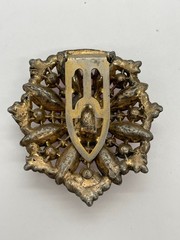 VTG Czech Art Deco Pink Rhinestone stamped Pot Metal filigree Dress Fur clip