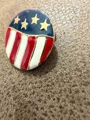 American flag Round Enamel Lapel Pin -Stars & Stripes Patriotic Brooch-Vtg Style
