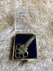 Antique Vintage Clip Tension Collectible Ease Key to Adjust K Clip Earrings RARE