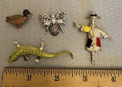 Vintage Figural Brooch Lot 4 Enamel Scarecrow Duck Alligator Rhinestone Bee